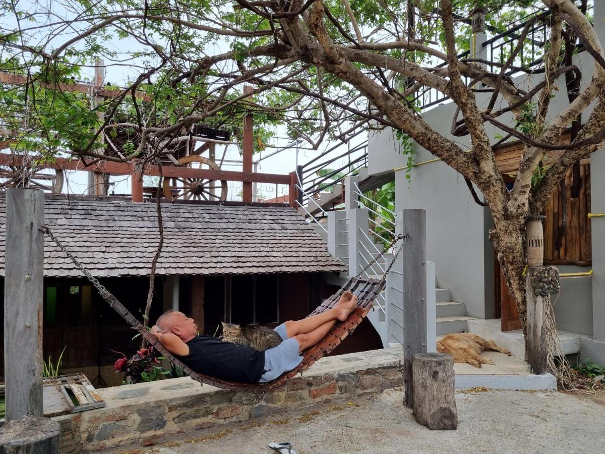 Hello Sichang Bungalow Ko Si Chang Buitenkant foto