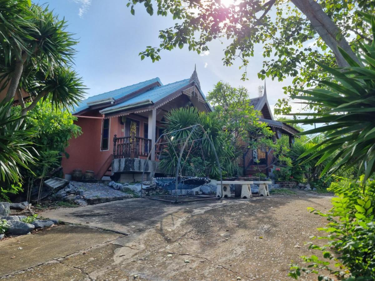 Hello Sichang Bungalow Ko Si Chang Buitenkant foto
