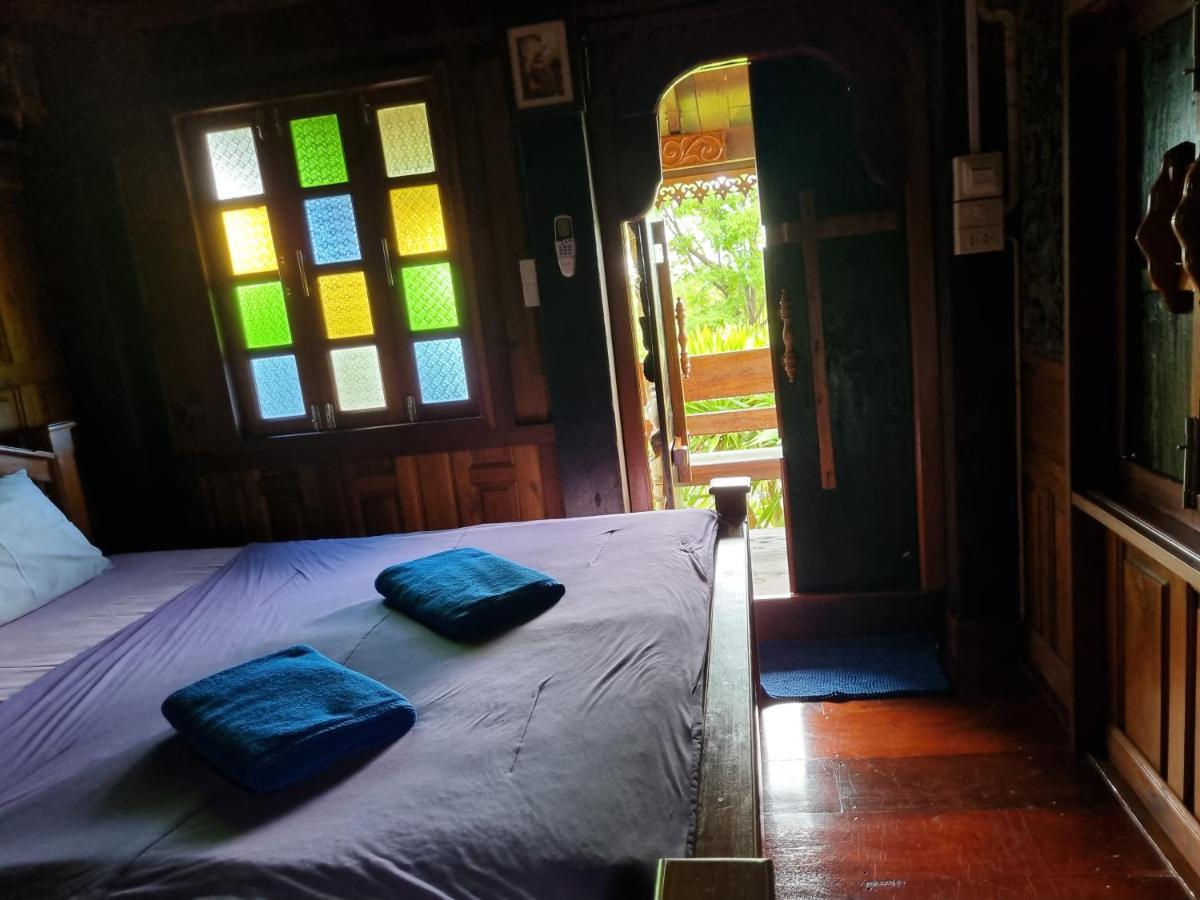 Hello Sichang Bungalow Ko Si Chang Buitenkant foto