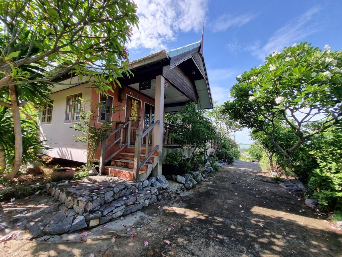 Hello Sichang Bungalow Ko Si Chang Buitenkant foto