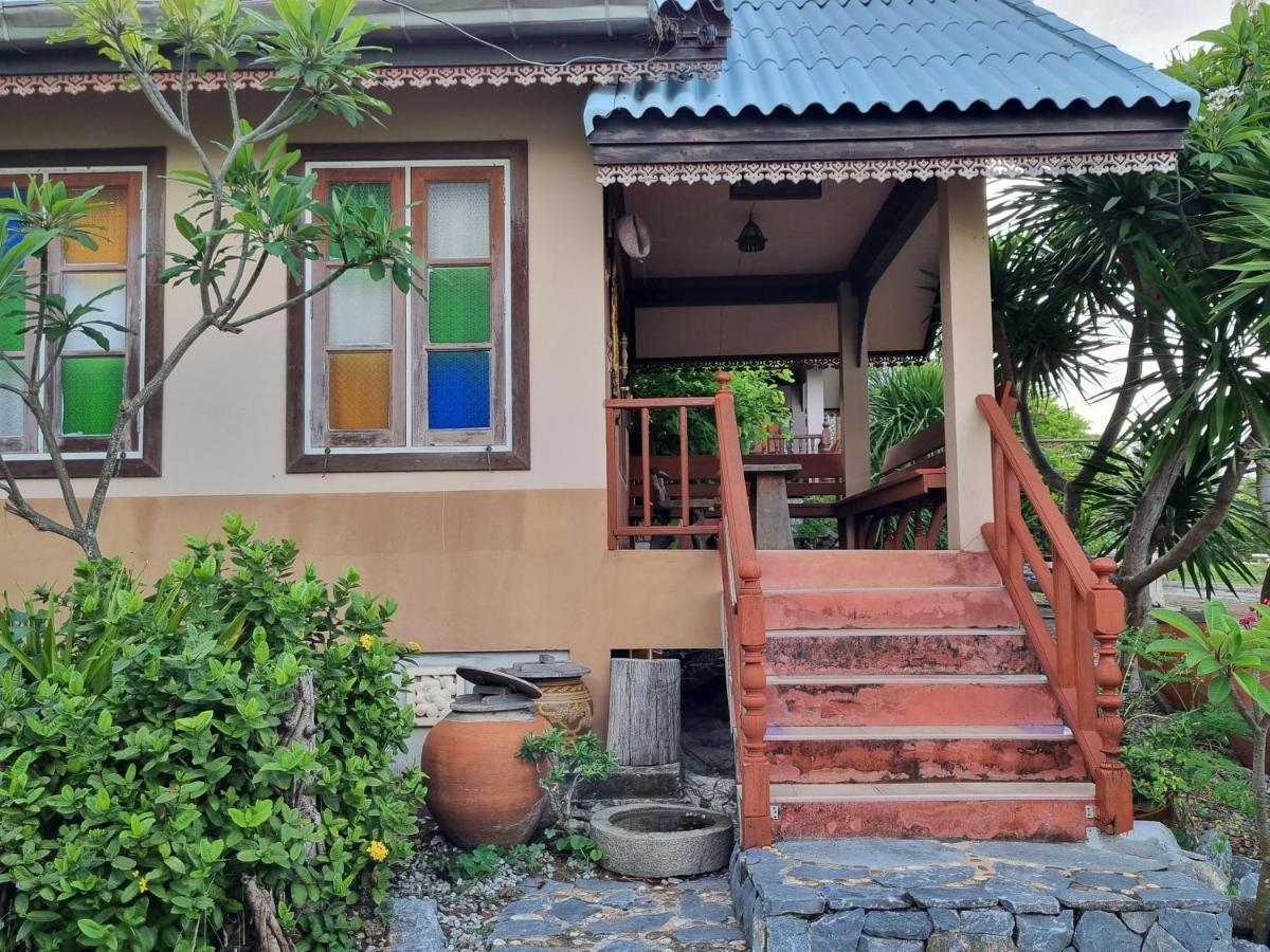 Hello Sichang Bungalow Ko Si Chang Buitenkant foto