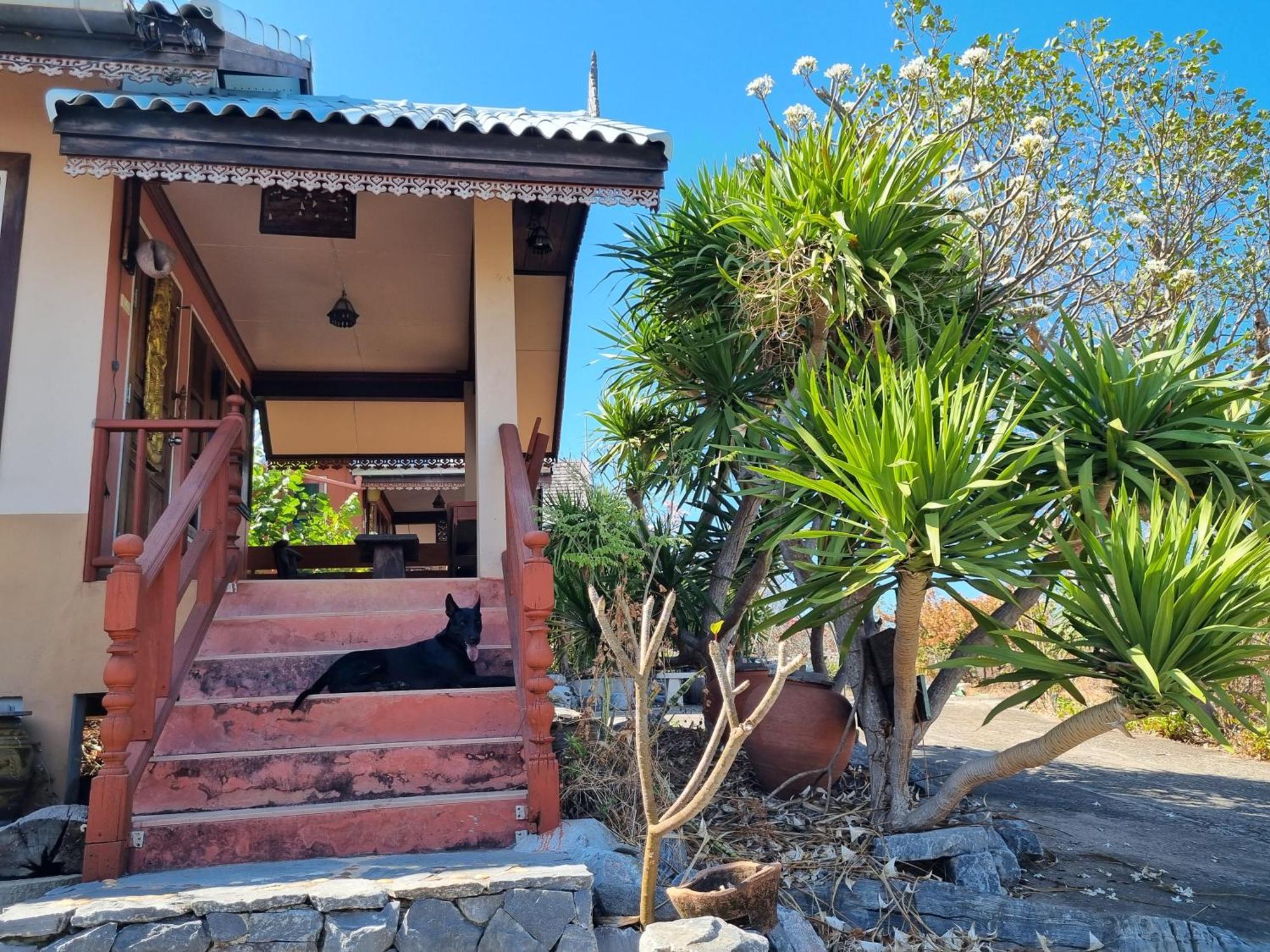 Hello Sichang Bungalow Ko Si Chang Buitenkant foto